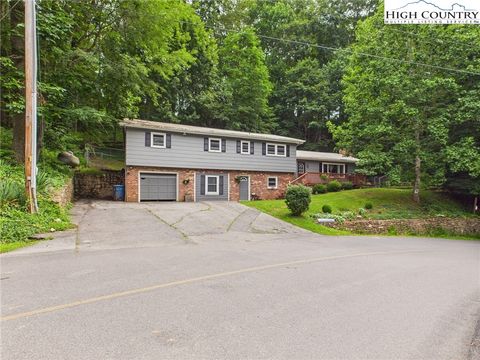 Photo of 601 Dogwood Road, Boone, NC 28607 (MLS # 256751)