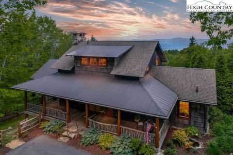 Photo of 160 Twin Ponds Road, Banner Elk, NC 28604 (MLS # 256254) Photo of 160 Twin Ponds Road, Banner Elk, NC 28604 (MLS # 256254)
