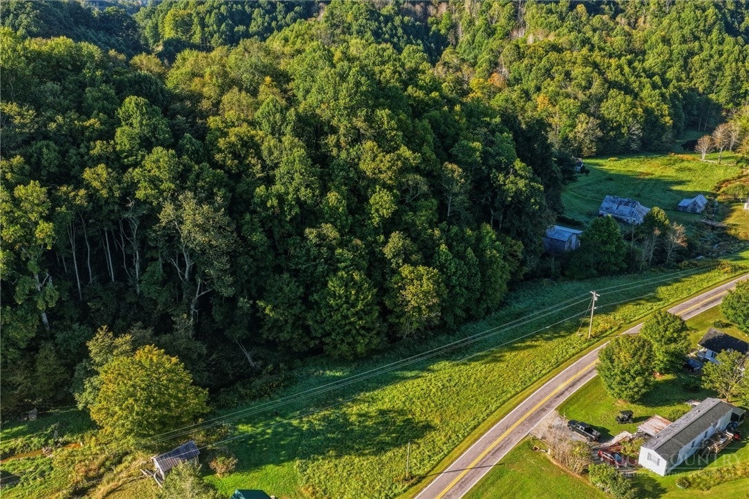 1248 Mabel School Road