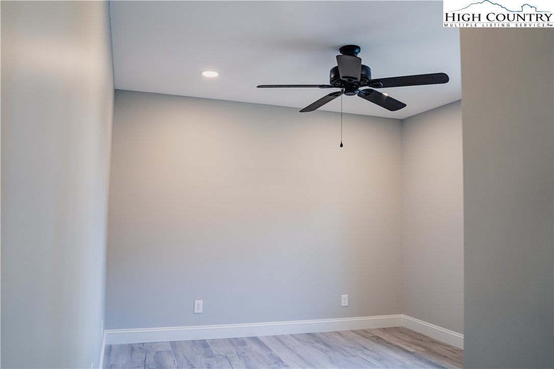 Boone, North Carolina 28607, United States, 4 Bedrooms Bedrooms, ,5 BathroomsBathrooms,Residential,Active,245525