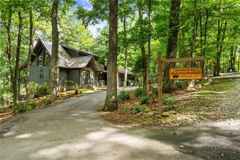 Photo of 383 Bear Ridge Trail, Fleetwood, NC 28626 (MLS # 263804)