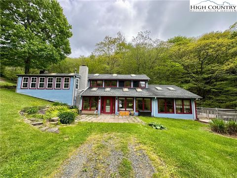 Photo of 822 Ransey Woodring Road, Todd, NC 28684 (MLS # 255573)