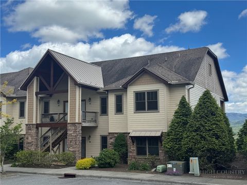 Photo of 311 Penny Lane #2D, Banner Elk, NC 28604 (MLS # 259265)