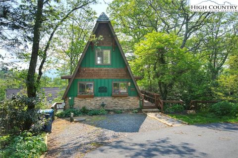 Photo of 291 Tarry Acres Circle, Blowing Rock, NC 28605 (MLS # 255833) Photo of 291 Tarry Acres Circle, Blowing Rock, NC 28605 (MLS # 255833)