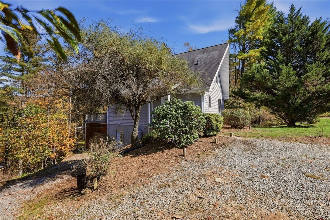 610 Alpine Way