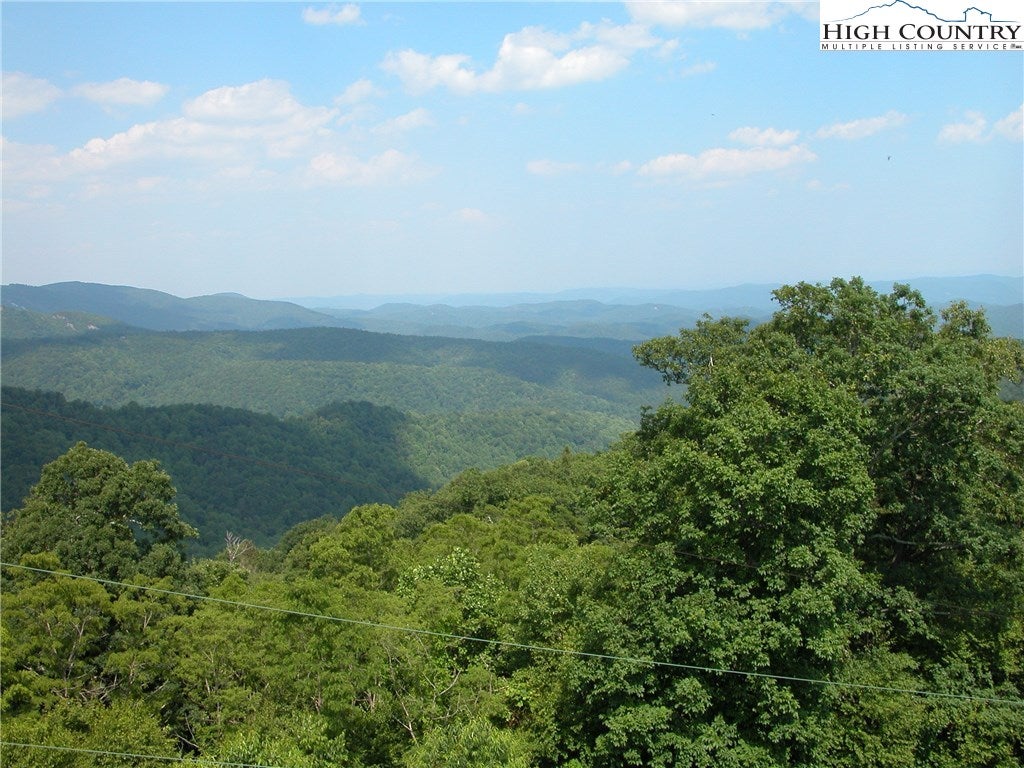 111 Acres - Blowing Rock Boulevard