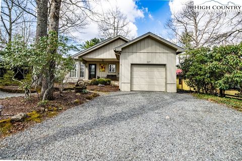 Photo of 117 Hickory Lane, Newland, NC 28657 (MLS # 260704)