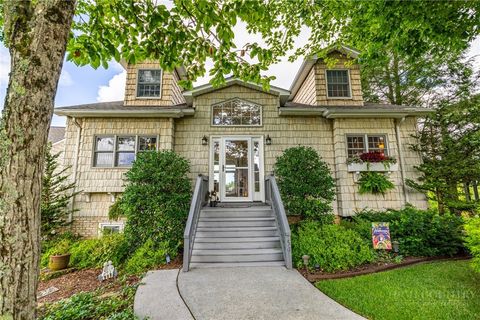 Photo of 50 Mitchell River Ridge, Roaring Gap, NC 28668 (MLS # 261239)