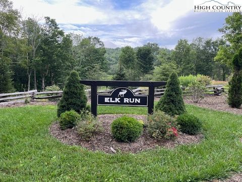 Photo of TBD Banner Glade Trail, Banner Elk, NC 28604 (MLS # 257240)