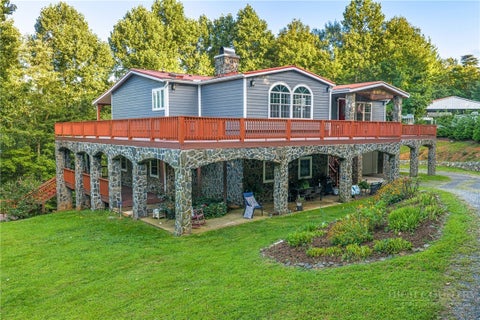 Photo of 167 Wagon Wheel Lane, Deep Gap, NC 28618 (MLS # 264533)