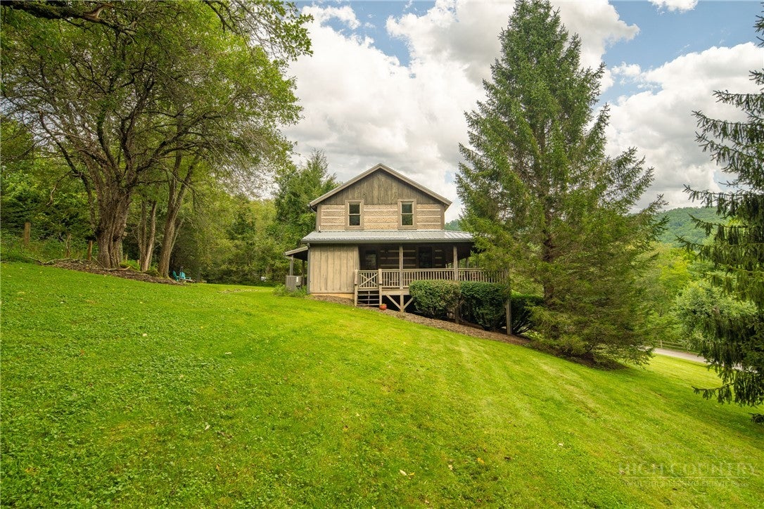 276 E Rivers Edge