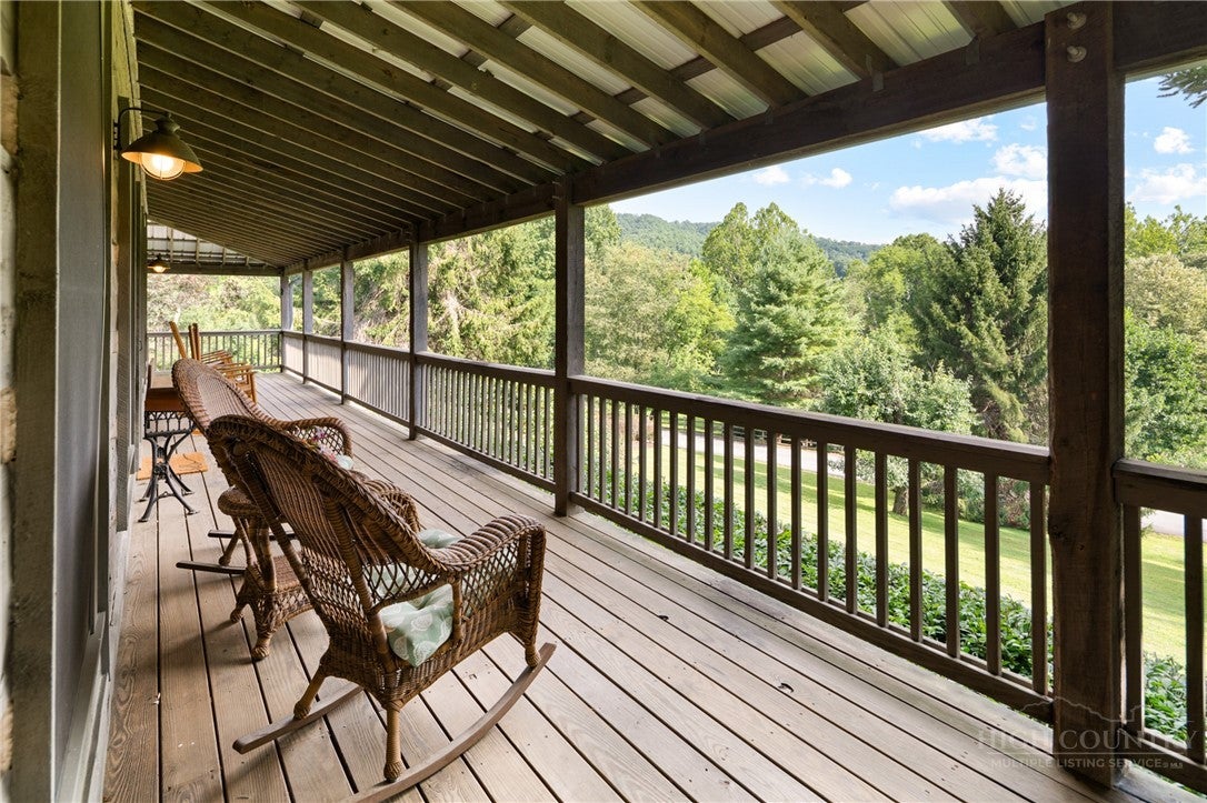 276 E Rivers Edge