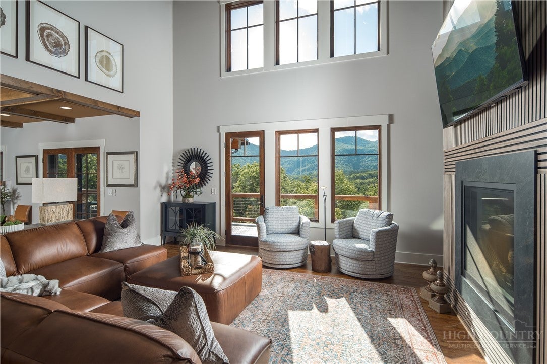 159 Silverbell Trail