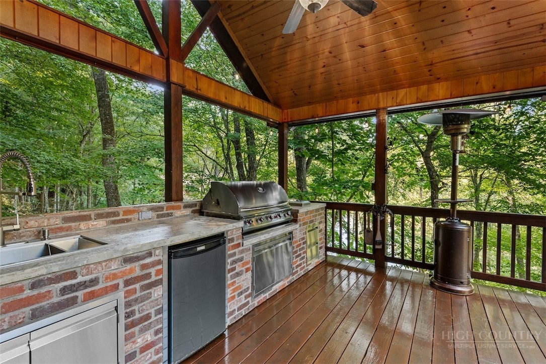 289 Spring Meadows Way