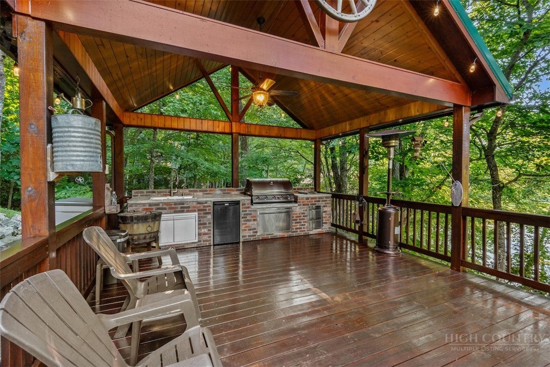 289 Spring Meadows Way