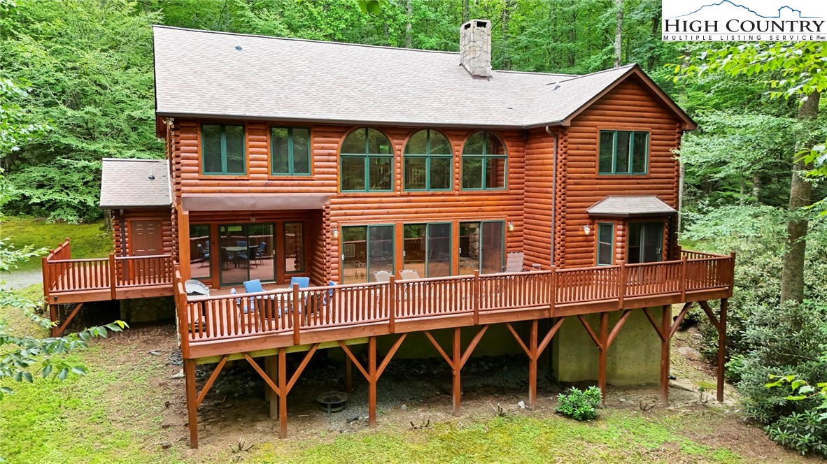 Blowing Rock, North Carolina 28605, United States, 4 Bedrooms Bedrooms, ,4 BathroomsBathrooms,Residential,Active,35504