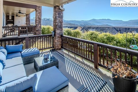 Photo of 172 Vistas Way #1A, Banner Elk, NC 28604 (MLS # 260842)