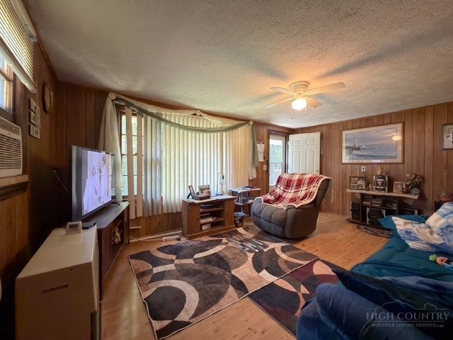 1115 Little Helton Road