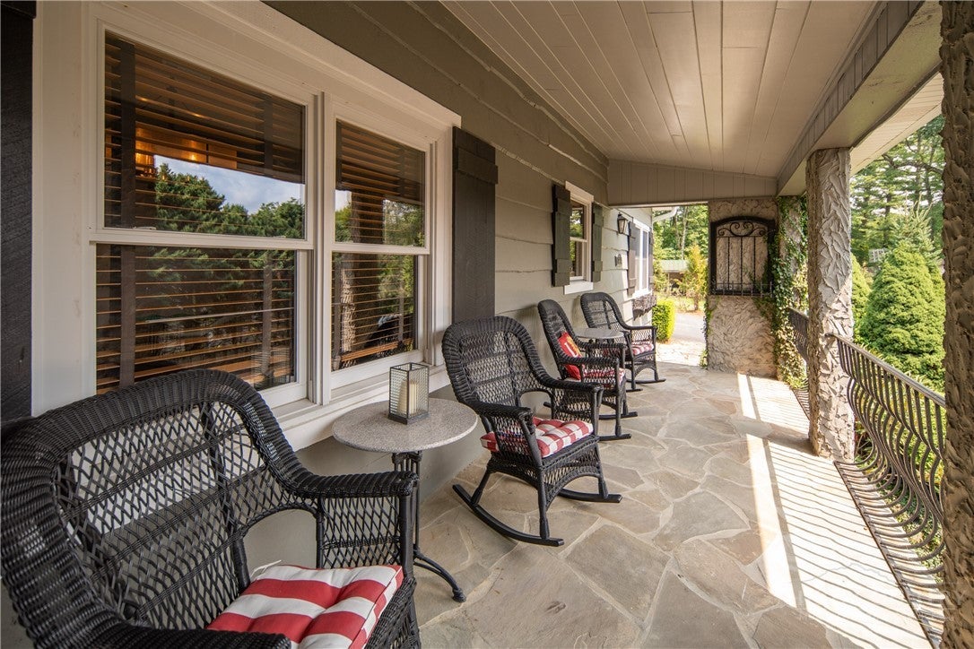 305 Laurel Lane