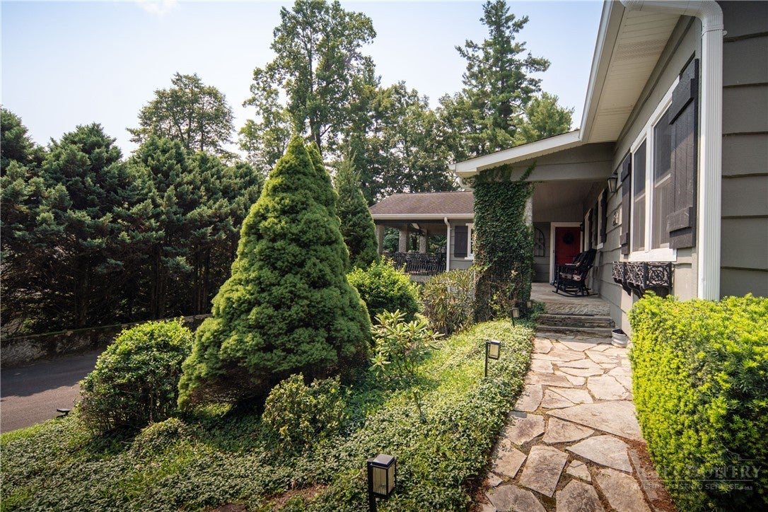305 Laurel Lane