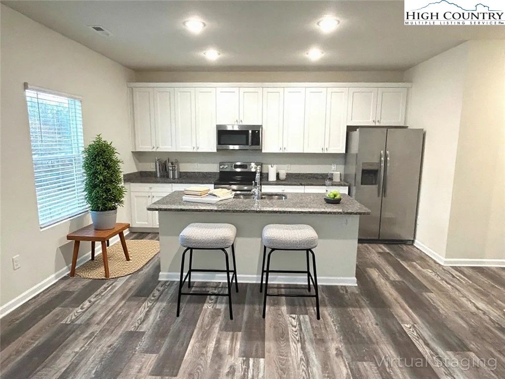 Photo of 574 NE 30th Ave. Circle, Hickory, NC 28601 (MLS # 259313)