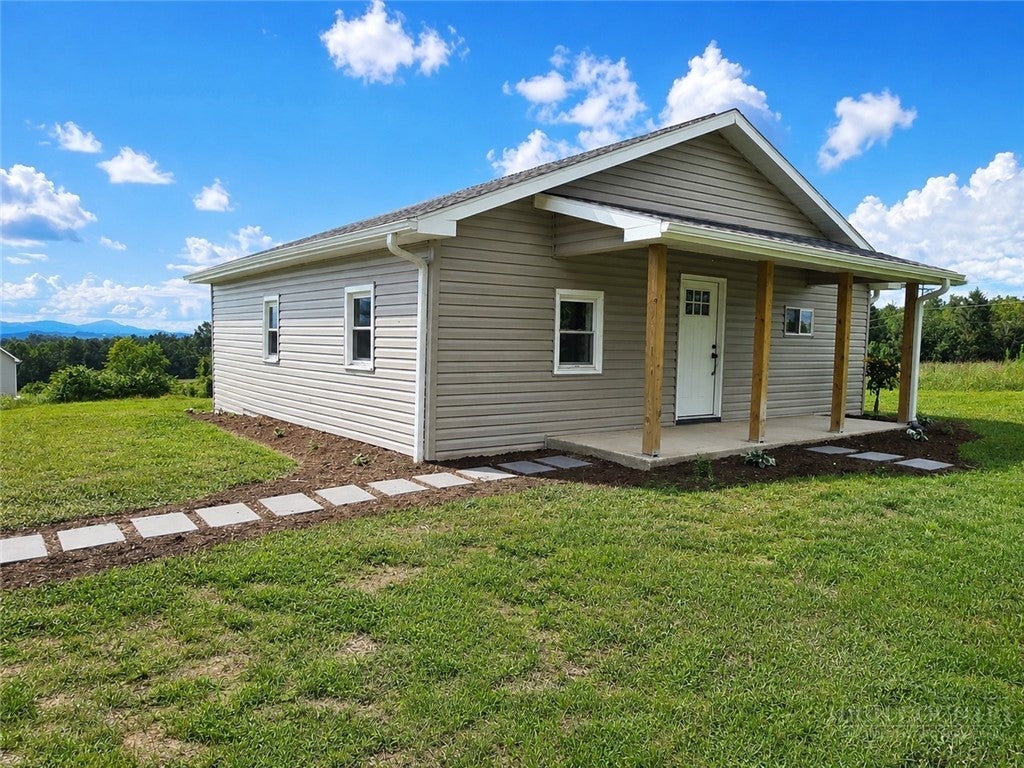11493 Glade Valley Road