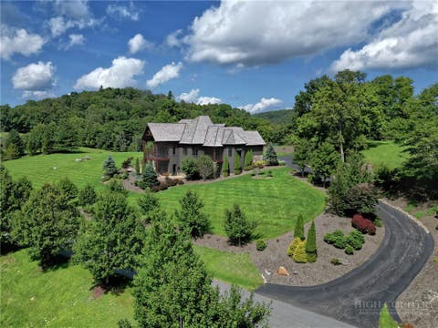 Photo of 177 Thunderhill Trail, Blowing Rock, NC 28605 (MLS # 263986)