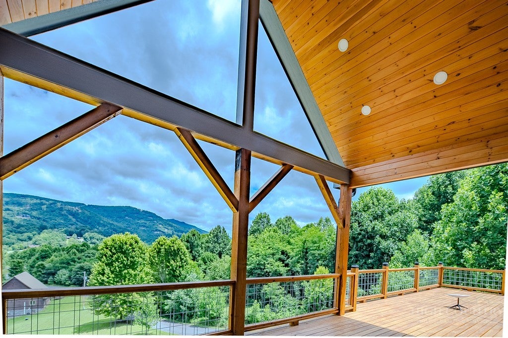 368 Fall Creek Meadows Lane