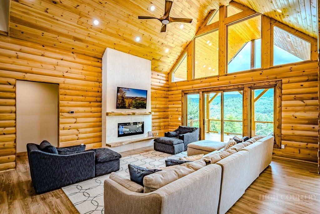368 Fall Creek Meadows Lane