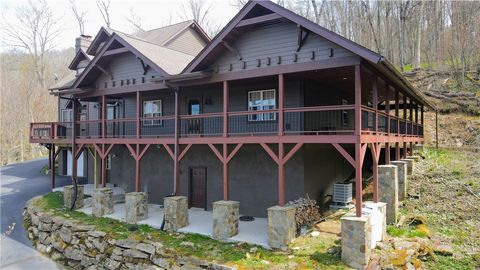 Photo of 1543 Grouse Moor Drive, Sugar Mountain, NC 28604 (MLS # 259349)