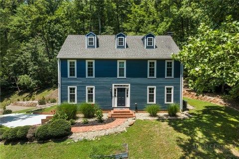 Photo of 3132 Stoney Brook Drive, Lenoir, NC 28645 (MLS # 263202)