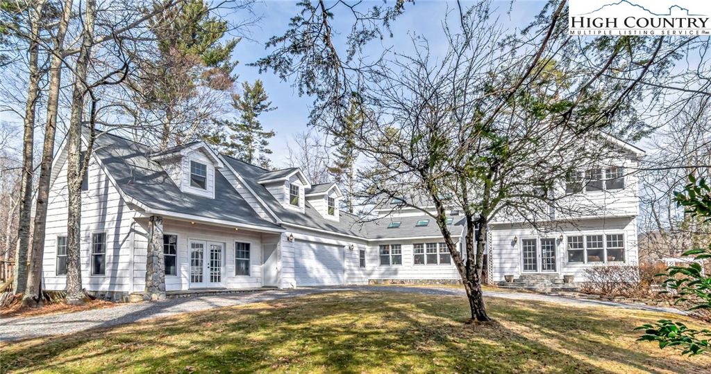 Photo of 140 Library Lane, Banner Elk, NC 28604 (MLS # 259997)