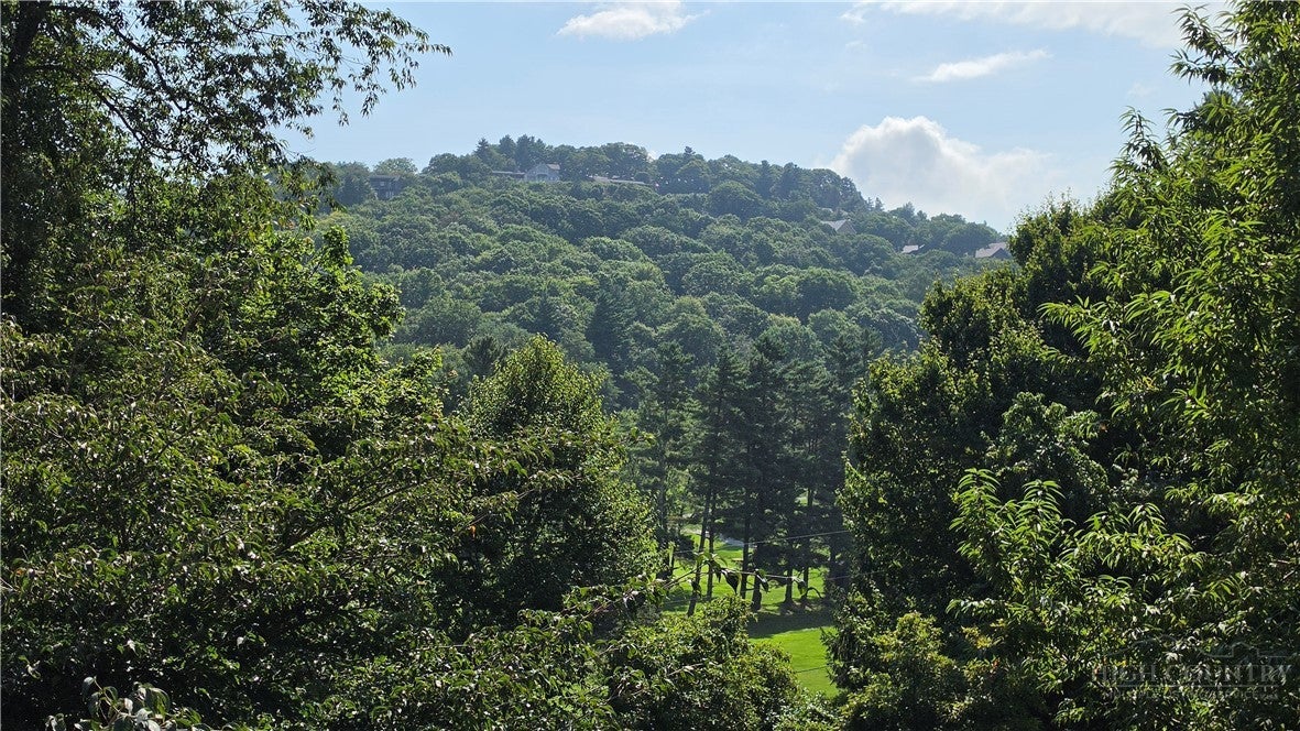 478 Country Club Drive
