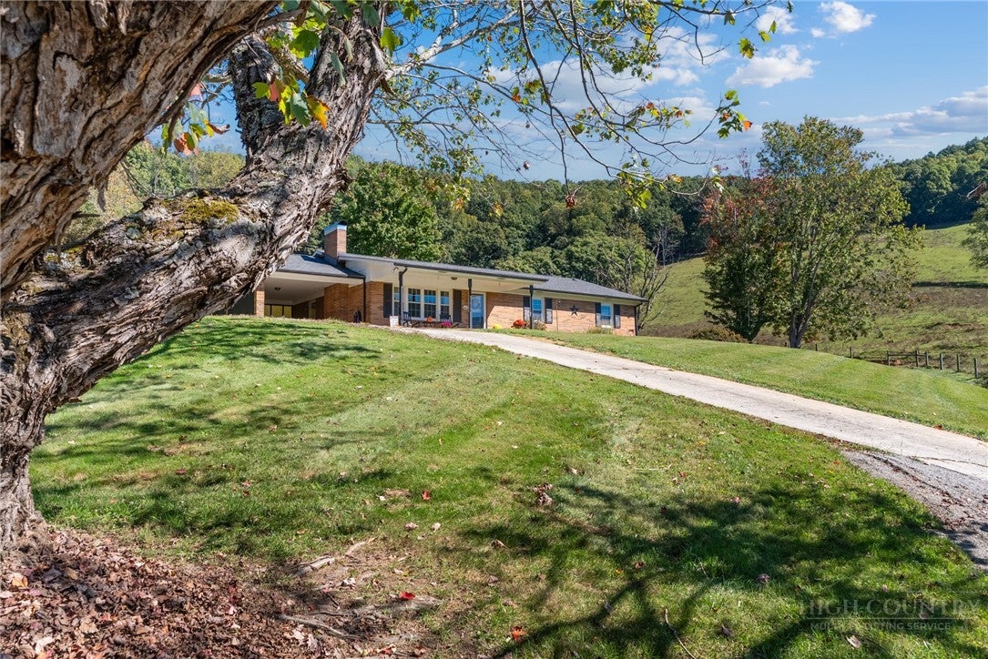 395 Irwin Grocery Road