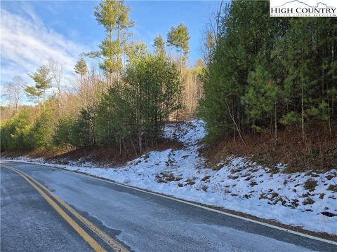 Photo of TBD Sawyers Road, Warrensville, NC 28693 (MLS # 259453)