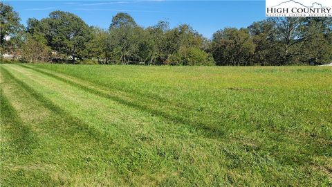 Photo of Lot 130 201 Canterbury Drive, North Wilkesboro, NC 28659 (MLS # 258007)