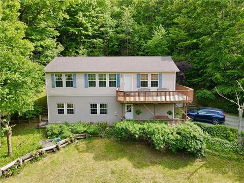 Photo of 1173 Hopewell church Road, Boone, NC 28607 (MLS # 262183)