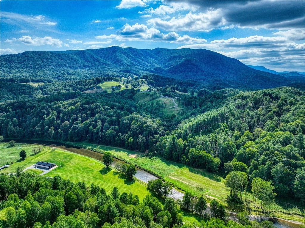 Lot 3 Venue Views Drive