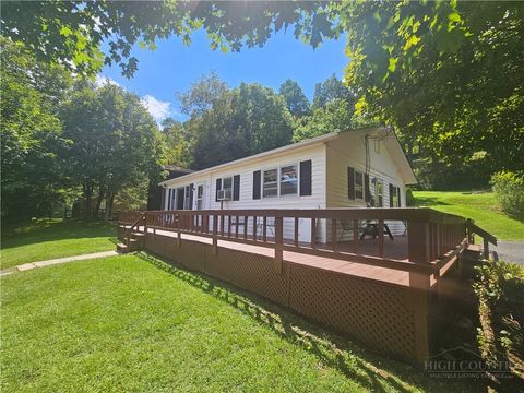 Photo of 211 Arthur G Caudill Rd Rd, West Jefferson, NC 28694 (MLS # 261680)