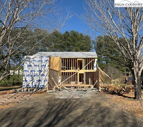 Photo of 168 Rocky Creek Court, Jefferson, NC 28640 (MLS # 258667)