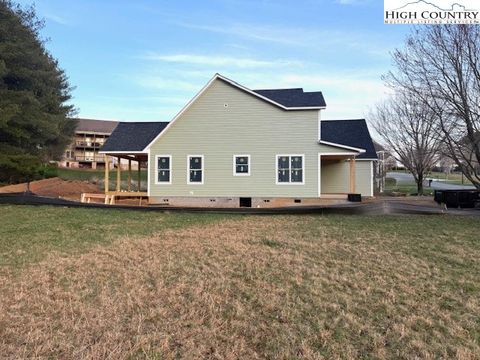 Homes For Sale - 168 Rocky Creek Court<br/> Ashe County, Jefferson, NC 28640