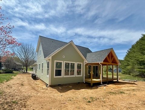 Photo of 168 Rocky Creek Court, Jefferson, NC 28640 (MLS # 258667)