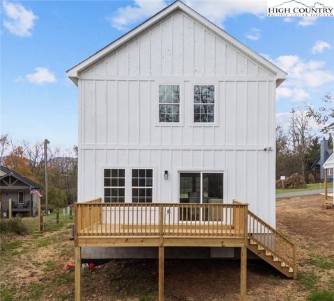 A home in West Jefferson