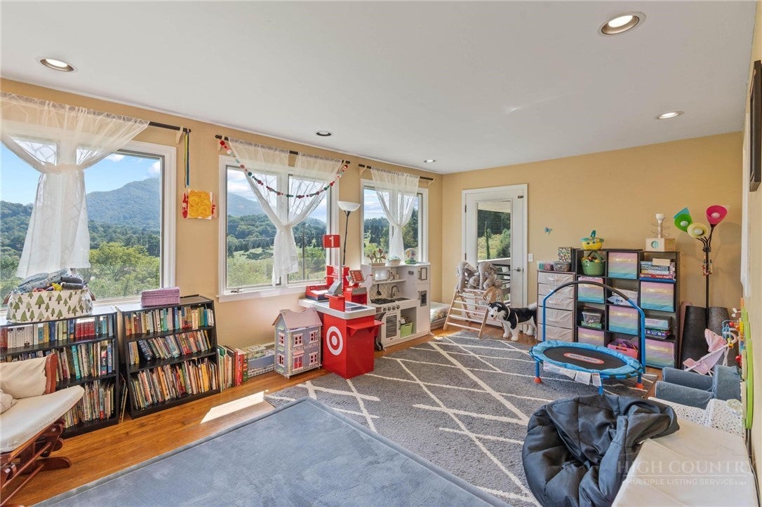 244 Melody Lane
