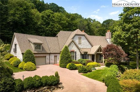 Photo of 672 Greystone Drive, Boone, NC 28607 (MLS # 255736)