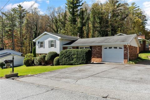 Photo of 112 Chandy Street, Boone, NC 28607 (MLS # 261772)
