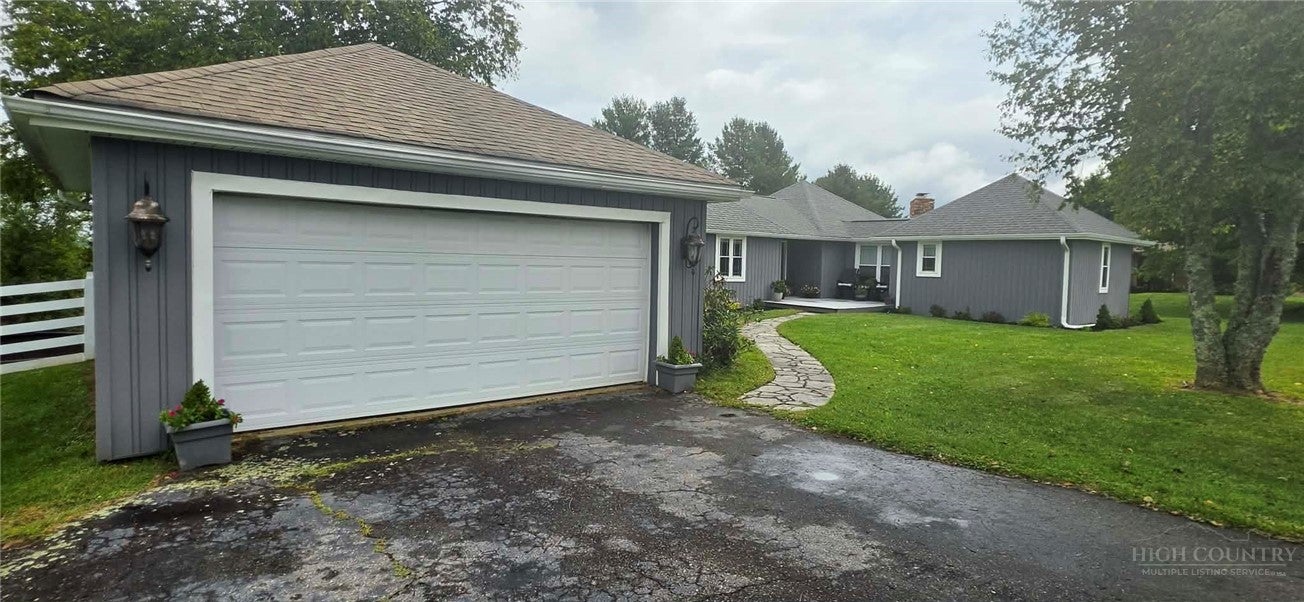 1639 Memorial Park Dr.