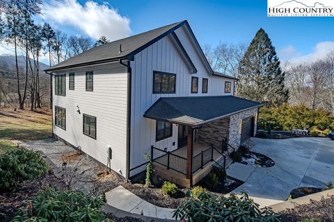 Photo of 232 Hanging Rock Estates Road, Banner Elk, NC 28604 (MLS # 260898)