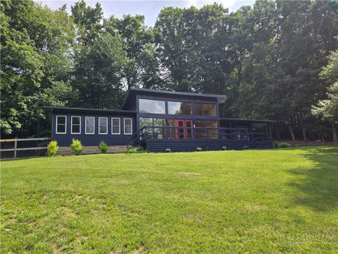 Photo of 206 Oak Grove Circle, Jefferson, NC 28640 (MLS # 262516)