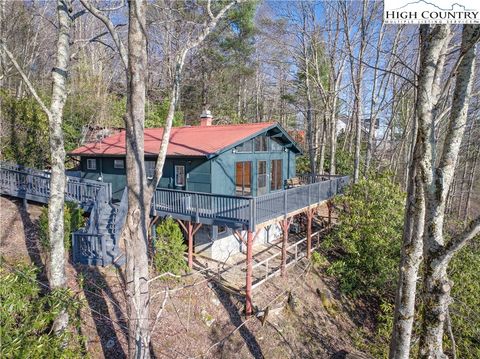 Photo of 353 Rhoney's View Road, Newland, NC 28657 (MLS # 255958) Photo of 353 Rhoney's View Road, Newland, NC 28657 (MLS # 255958)
